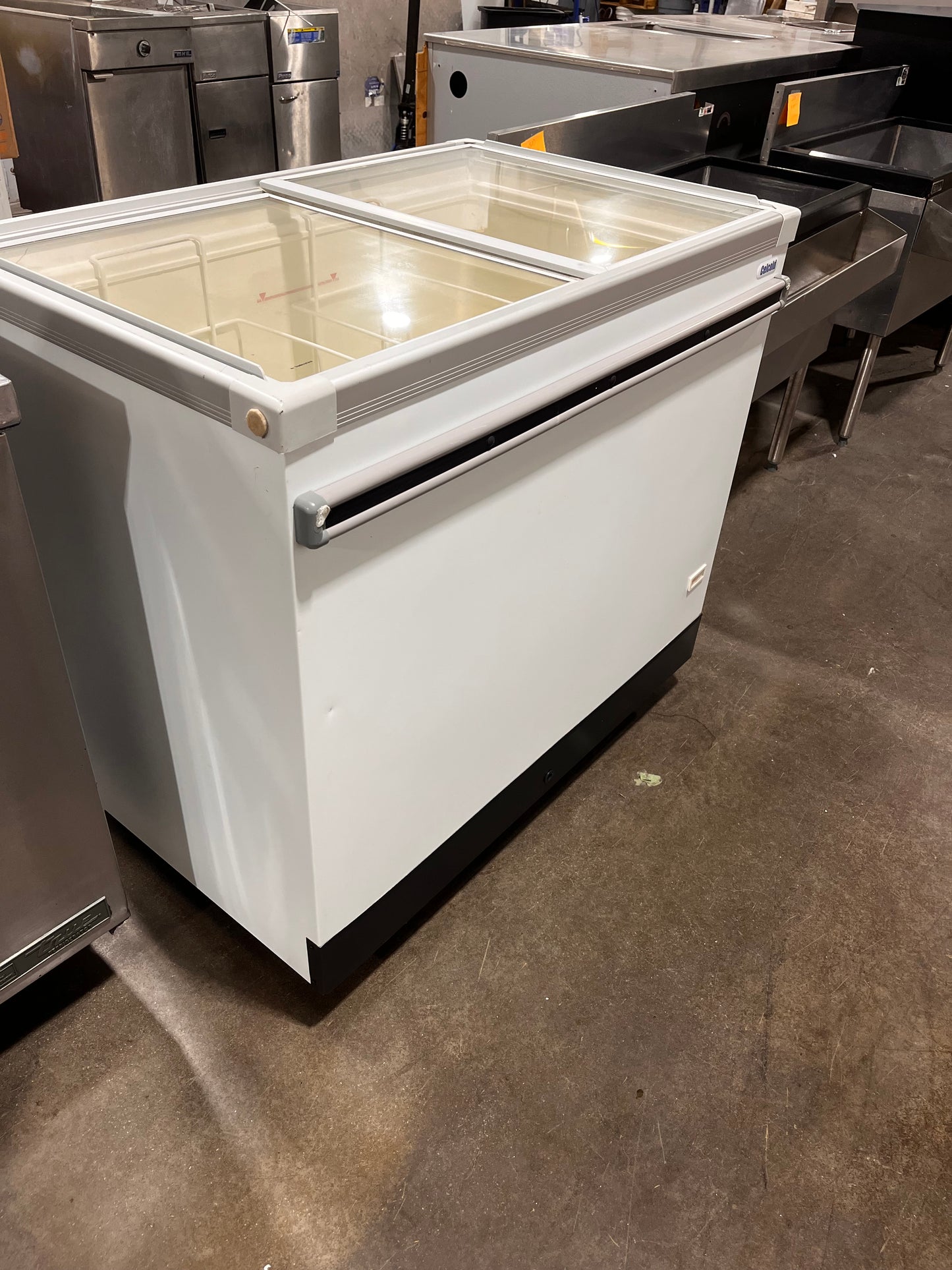 CELCOLD CF41ESG Commercial Ice Cream Display Freezer Cabinet -