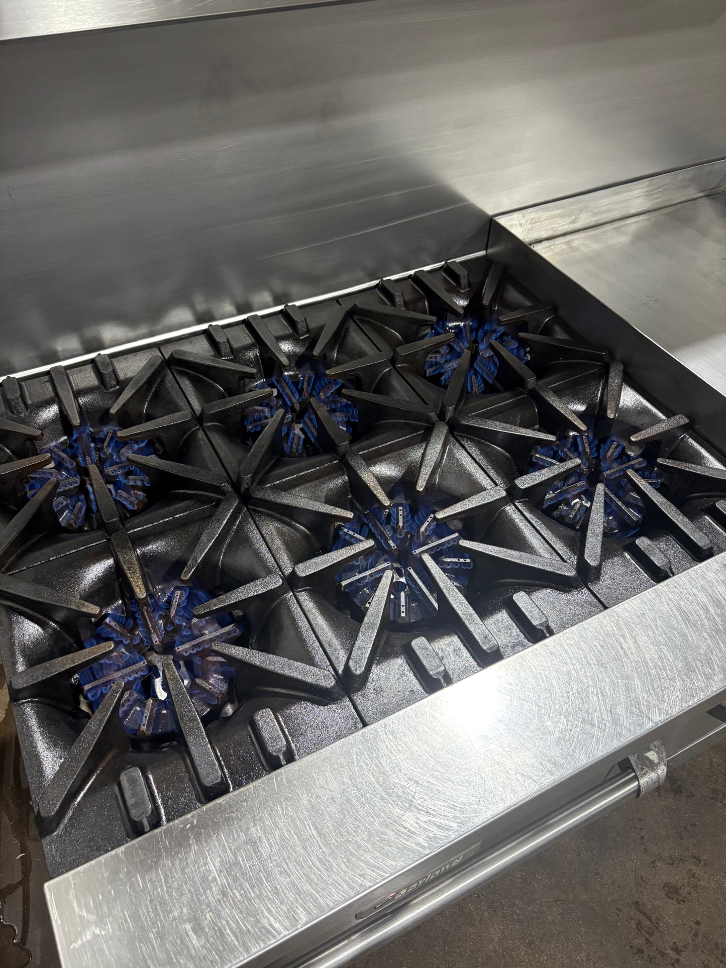 Garland 6 Burner Stove With Griddle