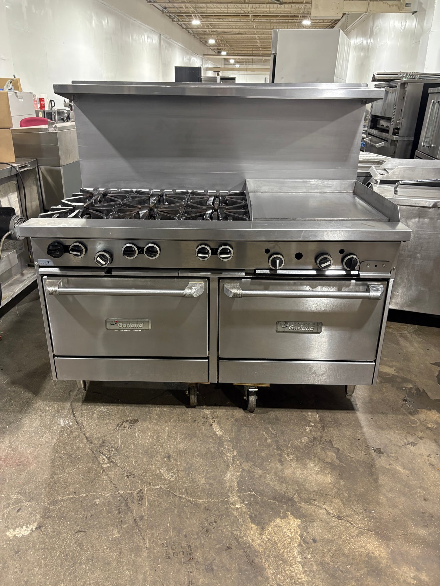 Garland 6 Burner Stove With Griddle