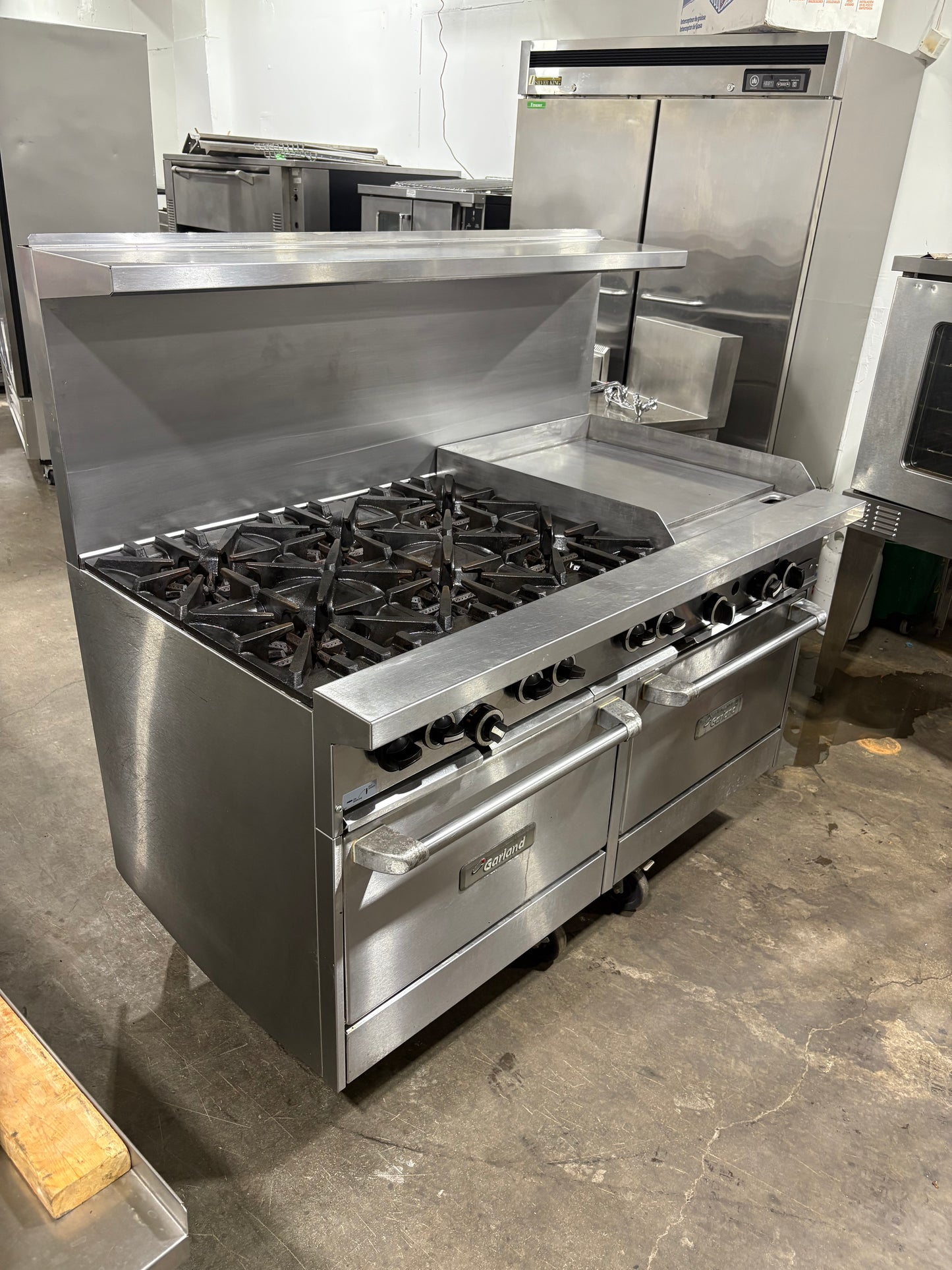Garland 6 Burner Stove With Griddle