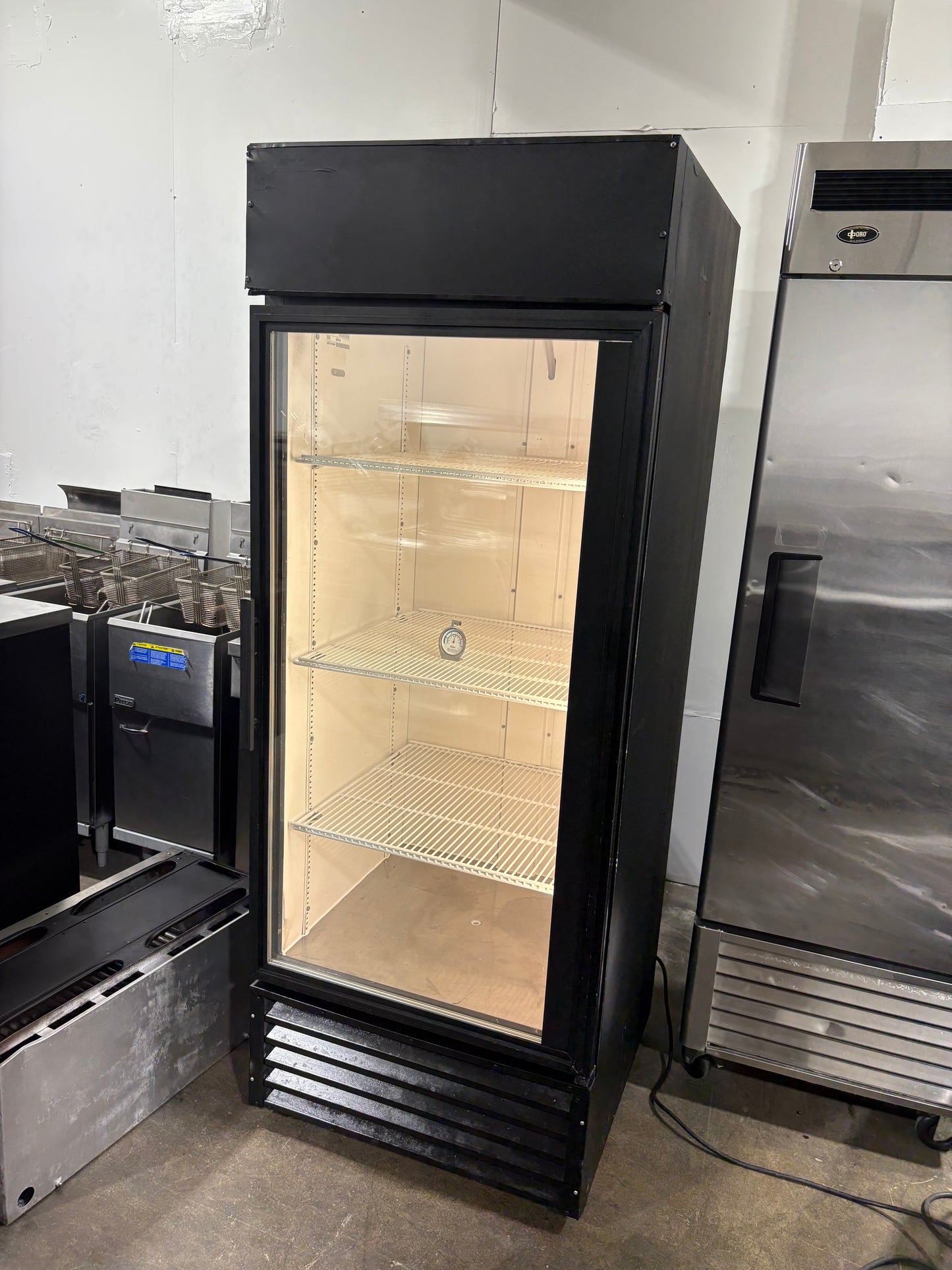 TRUE GDM-26 Single Glass Door Pop Cooler