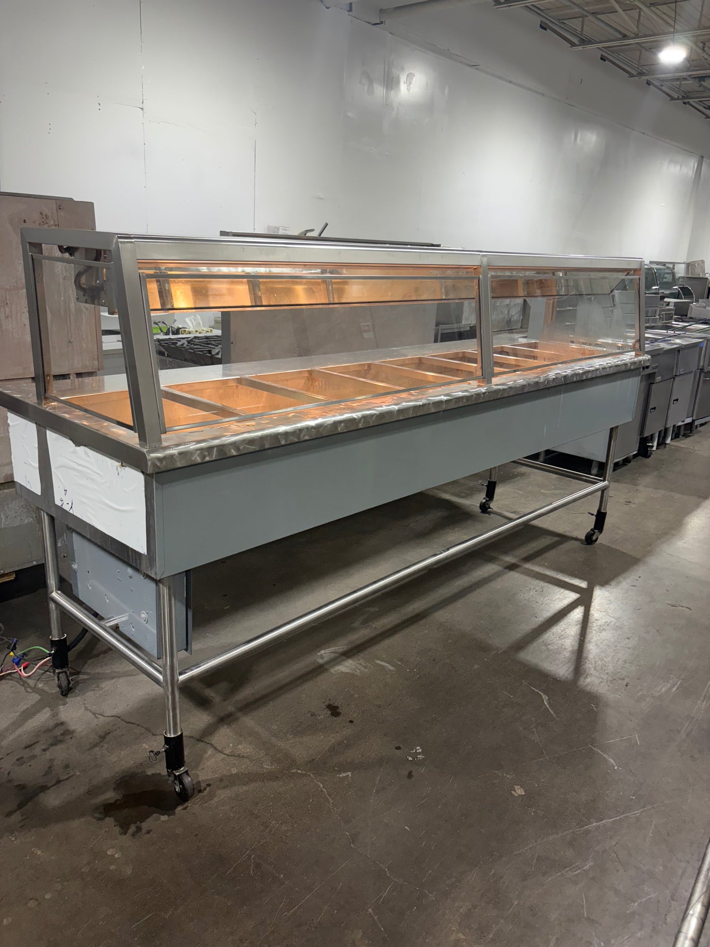 8 Wells Commercial Steam Table With Sneeze Guard