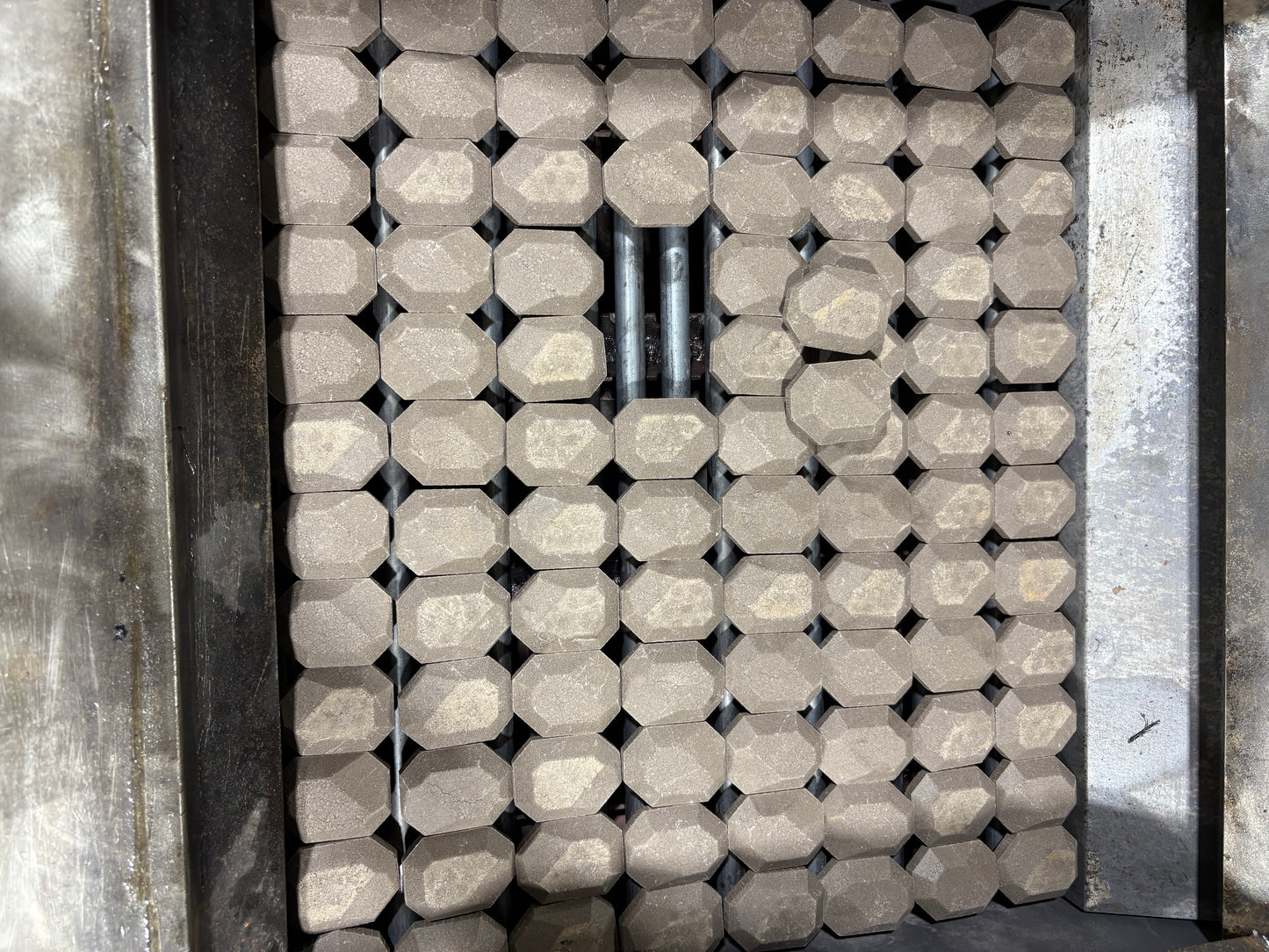 GARLAND G24-BRL  24" Ceramic Briquette Gas Charbroiler