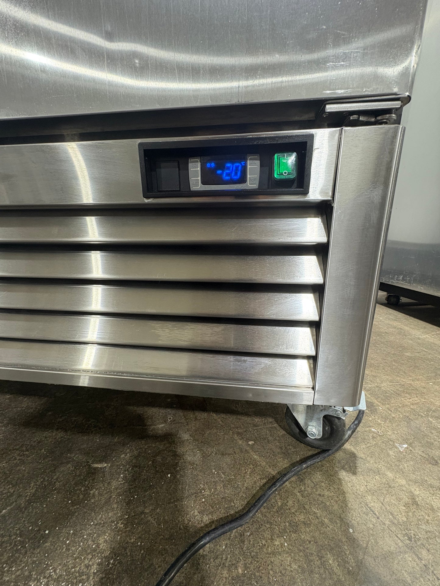 Coldco BSD-2F Commercial 2-Doors Upright Freezer